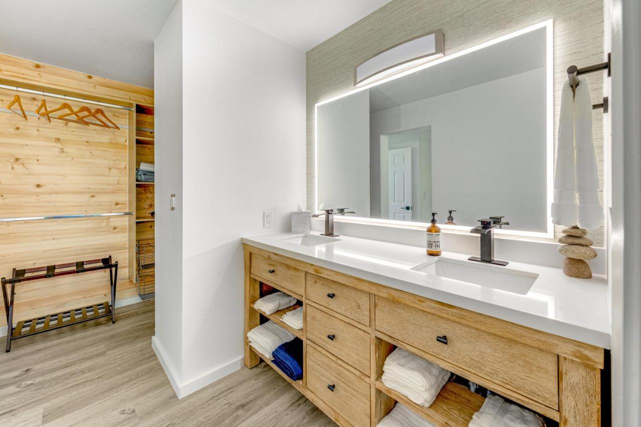 Newly Renovated Condo With Sup Paddle Boards And Golf Clubs Included Kailua-Kona Exterior foto