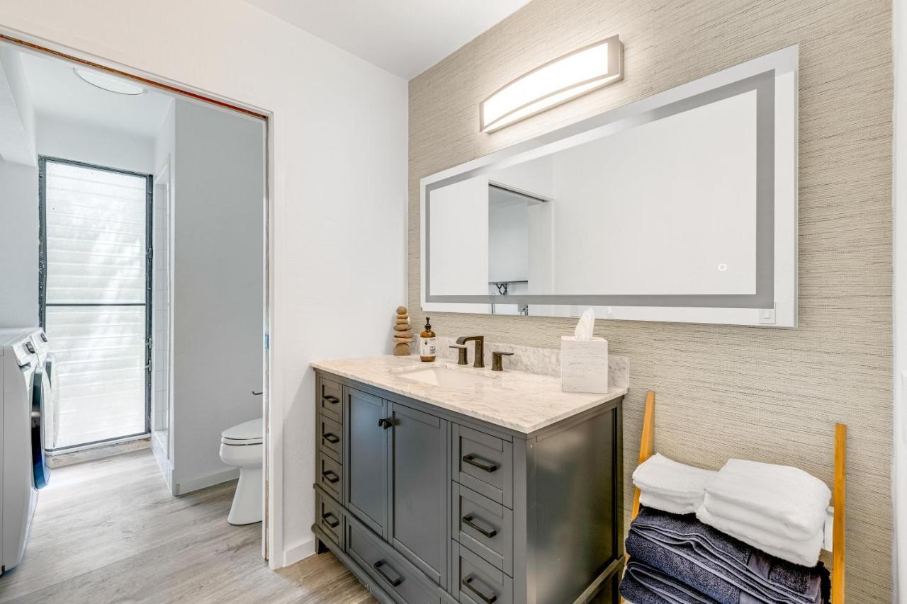 Newly Renovated Condo With Sup Paddle Boards And Golf Clubs Included Kailua-Kona Exterior foto
